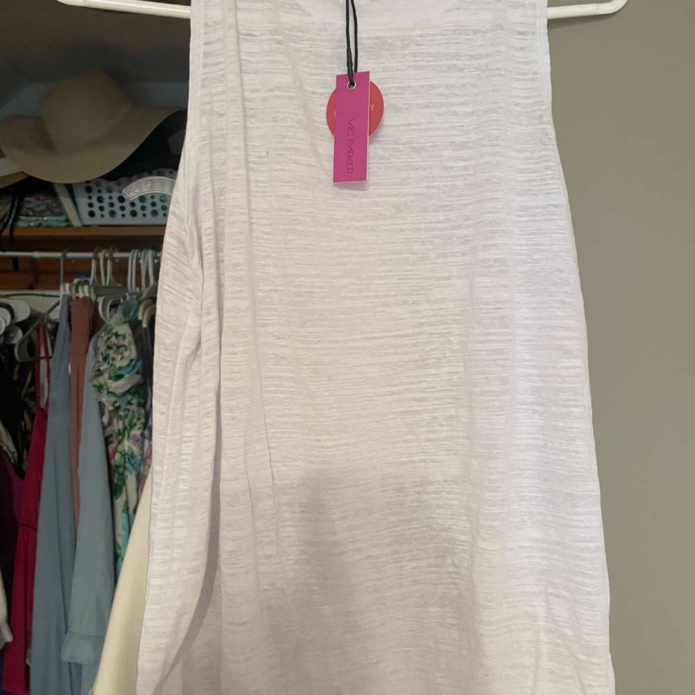 Chic White Sleeveless Top